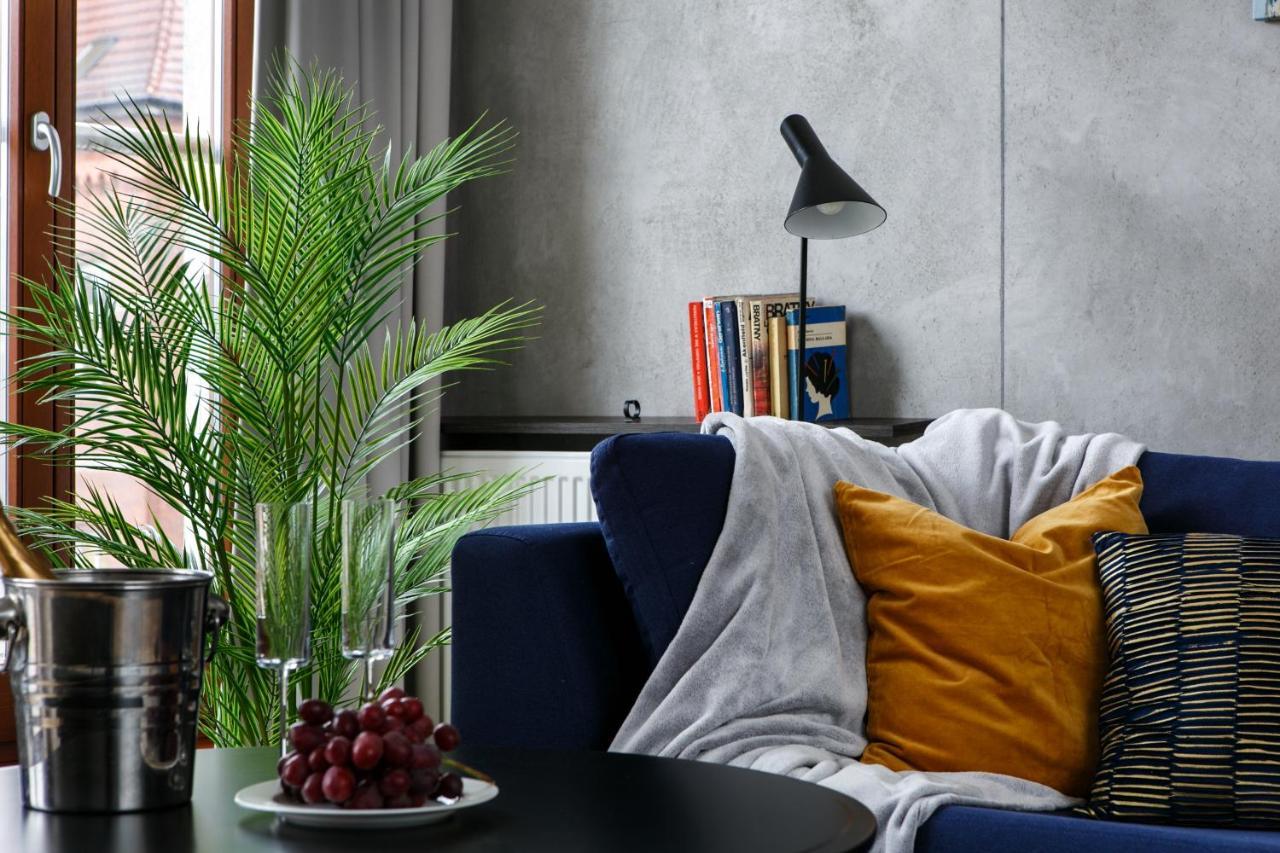 Otium Old Town Harmonica Apartment Красков Екстериор снимка